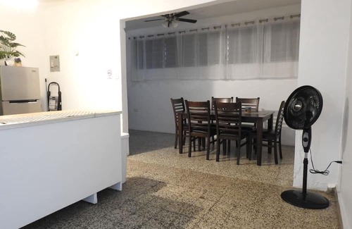 Bayamon House | Casa del Sol-a Hospitals Malls Restaurants and Train Ride to Coliseo