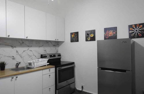 Bayamon House | Casa del Sol-a Hospitals Malls Restaurants and Train Ride to Coliseo