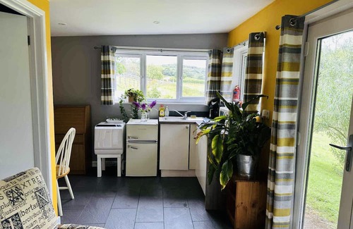 Lifton Apartment | Lydvale Lodge in Lifton