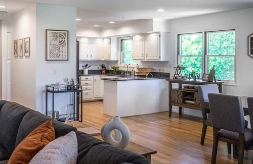 Goshen House | Shenandoah Retreat - Family Home