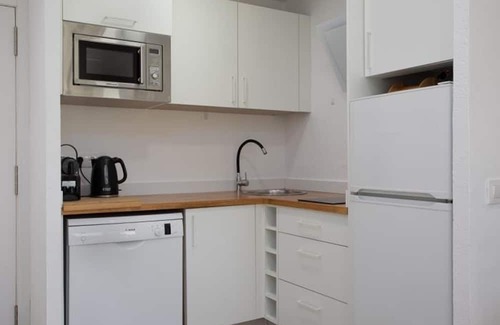 Calella de Palafrugell Apartment | Apartament amb Piscina i Parquing Baixos amb Jard
