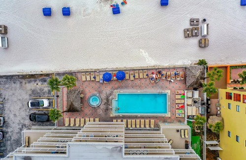 Madeira Beach Apartment | The Old Man the Sea-seaview 101