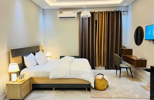 North Legon Hotel | Haven Marwa Apartments
