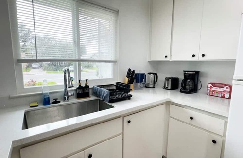 Northside House | Comfortable 4BR Heart Downtown SJ Central AC Sjsu