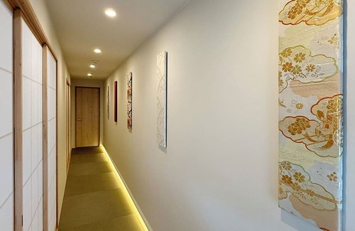 Hatsukaichi Apartment | bHotel Miyajima Omotesando 32