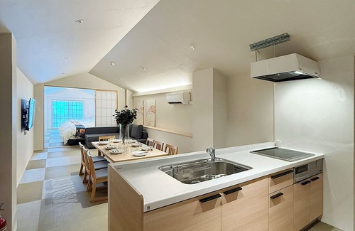 Hatsukaichi Apartment | bHotel Miyajima Omotesando 31
