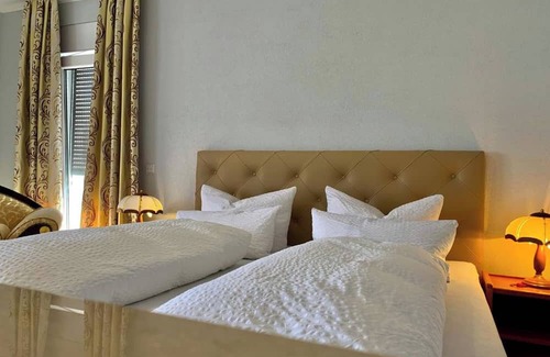Lindow Hotel | Ratskeller Hotel & Restaurant Lindow