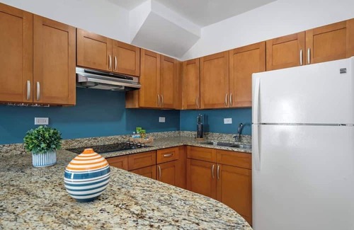 Eleanor Roosevelt Apartment | Coastal Home Safe Secure Parking