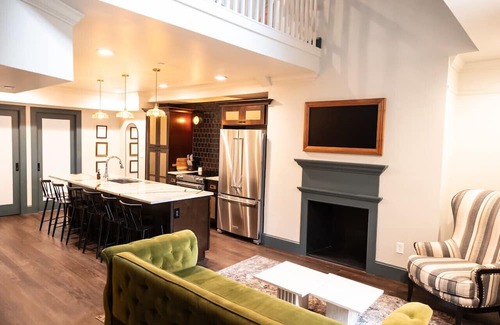 Old City Hotel | The Gas Lamp Hotel
