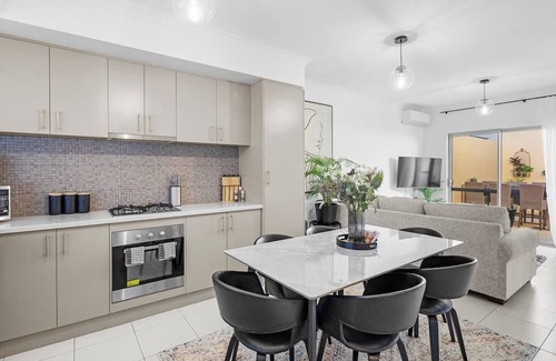 Armadale House | Best Location Armadale Sleeps 6