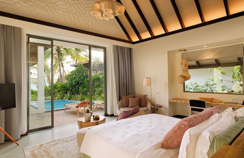 Lhaviyani Atoll Resort | Meyyafushi Maldives
