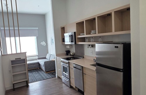 Girard Hotel | Towneplace Suites By Marriott Youngstown North