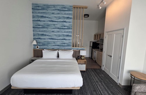 Girard Hotel | Towneplace Suites By Marriott Youngstown North