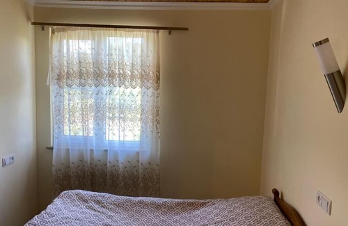 Yeghegnadzor House | Karine B&B