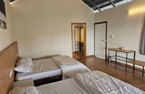 Kudrasthe Bed & Breakfast | Hillock Vista by Triptastic Holidaze