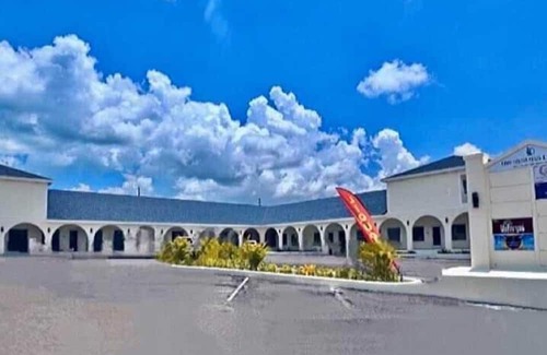 Lubbers Quarters Cay Apartment | Town Center Abaco