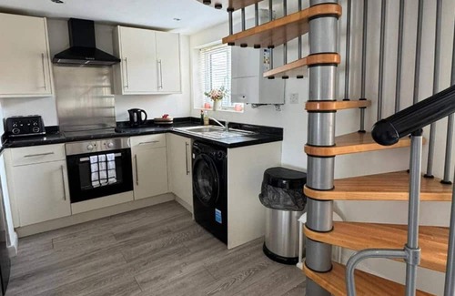Middlewich House | Charming Middlewich House - Sleeps 4