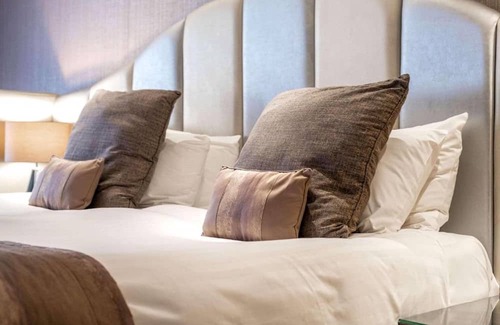 East Boldon Hotel | Holiday Inn Newcastle South by IHG