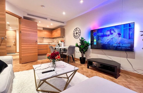 Queenstown Apartment | 2b2b Apt Park + River + Balcony