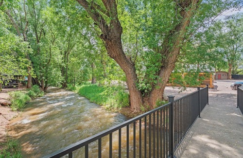 Colorado Springs Cabin | Timber Lodge Cabin 02
