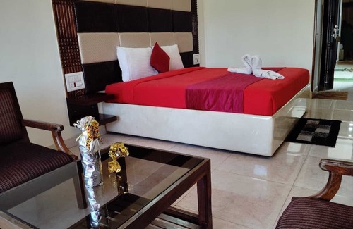Stuart Hill Hotel | Hotel New Rajdarshan