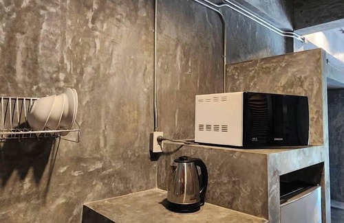 Chang Phueak Hotel | stucco loft residency