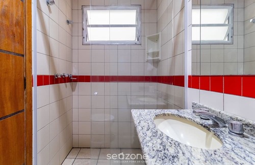 Ingleses Norte Apartment | Apt c/Varanda in Condominio Pe na Areia Iho127