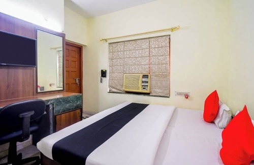 Sector II Hotel | Captain's home stay
