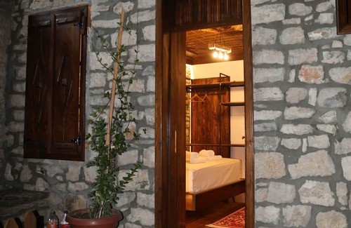 Berat Hotel | Oda e Gurit Boutique Hotel