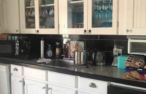 Tamworth Bed & Breakfast | The Tamworth Hotel