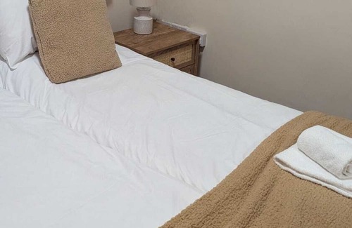 Princetown Hotel | Prince of Wales - Tredegar