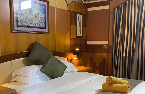 Pulau Perhentian Besar Resort | Coral View Beach - BS