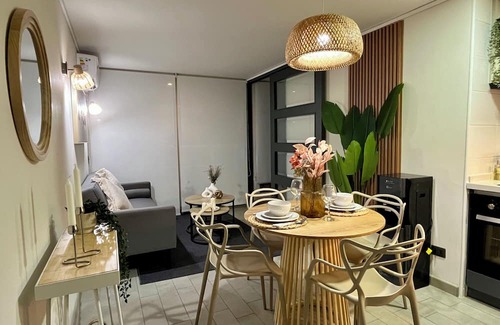 Downtown Santiago Apartment | M&C DZ 211