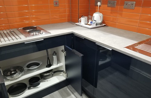 Newington House | Mayfield Suites
