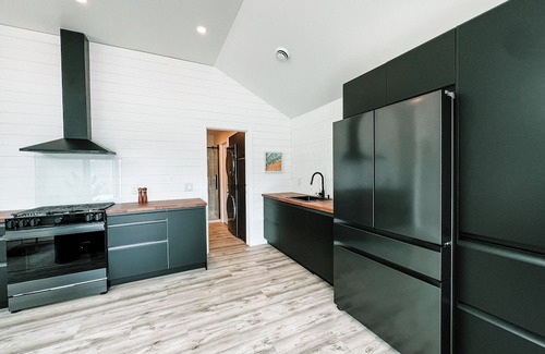 Porters Lake Cottage | Nalu Retreat Lakeside