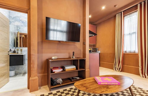 King's Cross Apartment | Maison Rokxy