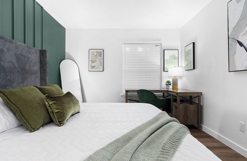 South Lamar House | Prime Location Zilker Park & SoCo Chic
