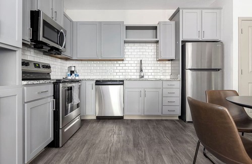 Paw Creek Apartment | Northlake Apartments By Landing