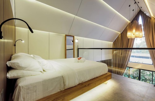 Penatih Resort | Moon Rock Villas