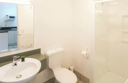 Albany Hotel | Albany Oak Motel