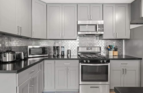 Walnut Valley House | Spacious Family Friendly House in Central Location