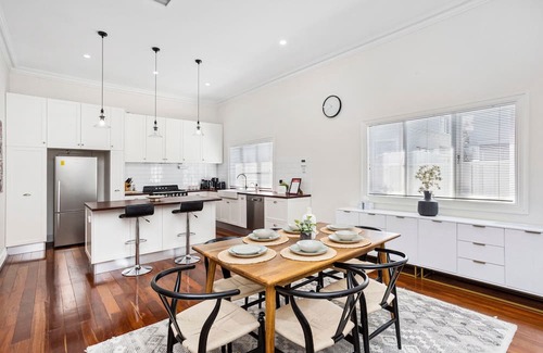 North Perth House | Hyde Seek Parkside Family Stay