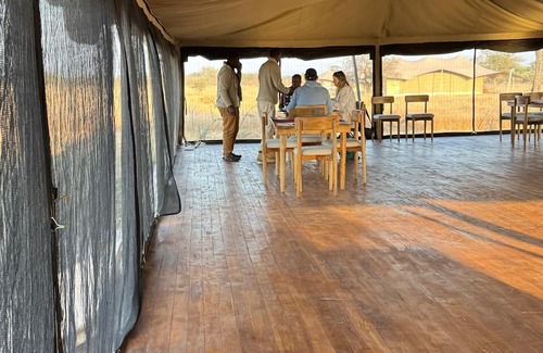 Serengeti National Park Hotel | Pumba Luxury Camps