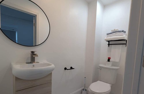 Newark Apartment | Sava Apt Rentals