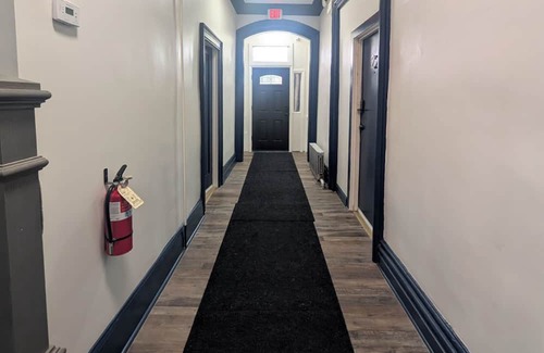Newark Apartment | Sava Apt Rentals