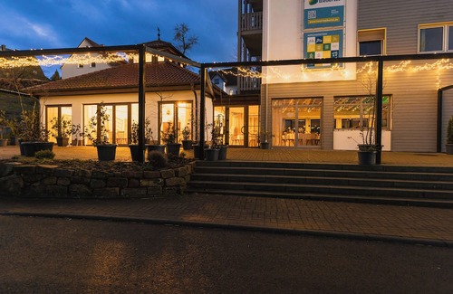 Langenbieber Apartment | Garni Hotel Biebertal am Milseburgradweg