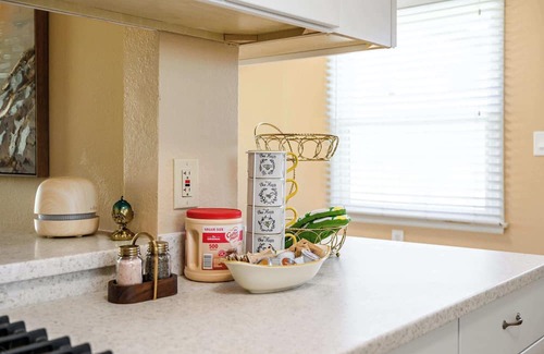 Upland House | Cozy Getaway Bright, Clean & Fully Equipped