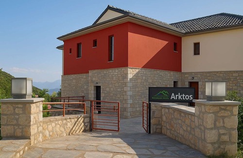 Ligiades Apartment | Arktos Hotel Superior Room w/Stunning Lake View