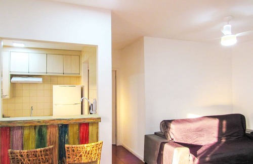 Pitangueiras Apartment | Apto a 200 m da Praia das Pitangueiras-guaruj SP