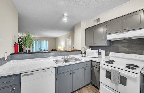 Durham Apartment | Duke Swift Double King Suites 2 Bedroom Apts by Quantum Suites